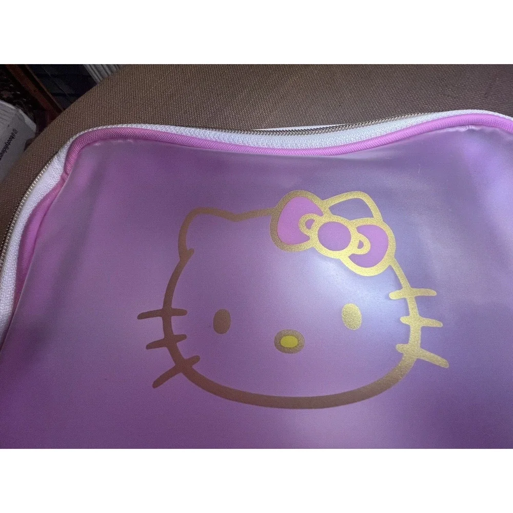 The Creme Shop Hello Kitty by Sanrio Beauty Travel Case NWT
